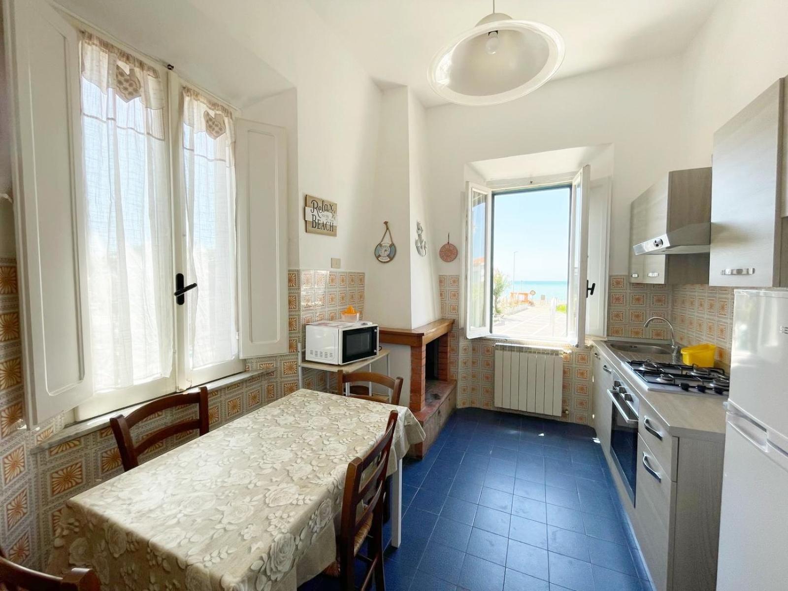 Villino Mirella A Marina Di Cecina By Zoom In Earthアパートメント エクステリア 写真